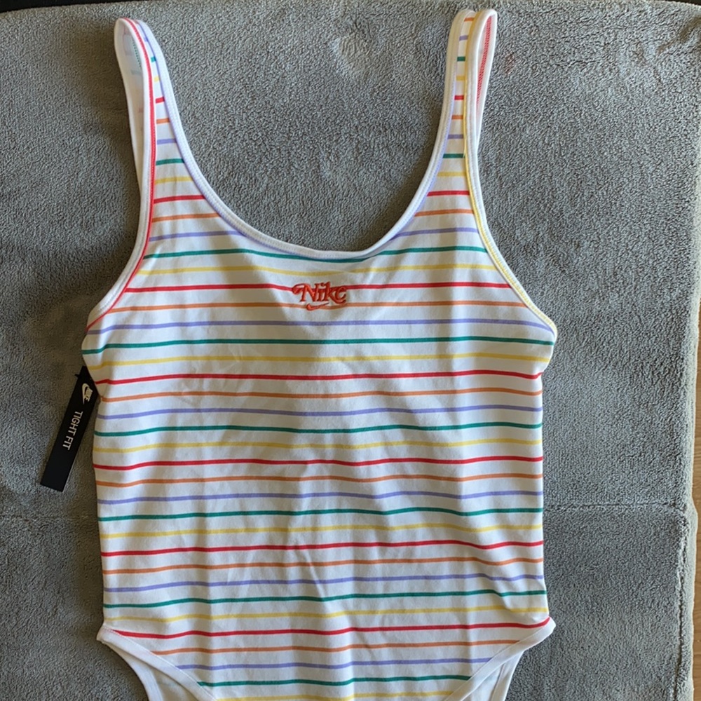 Nike onesie top. NWT size S - Picture 3 of 5